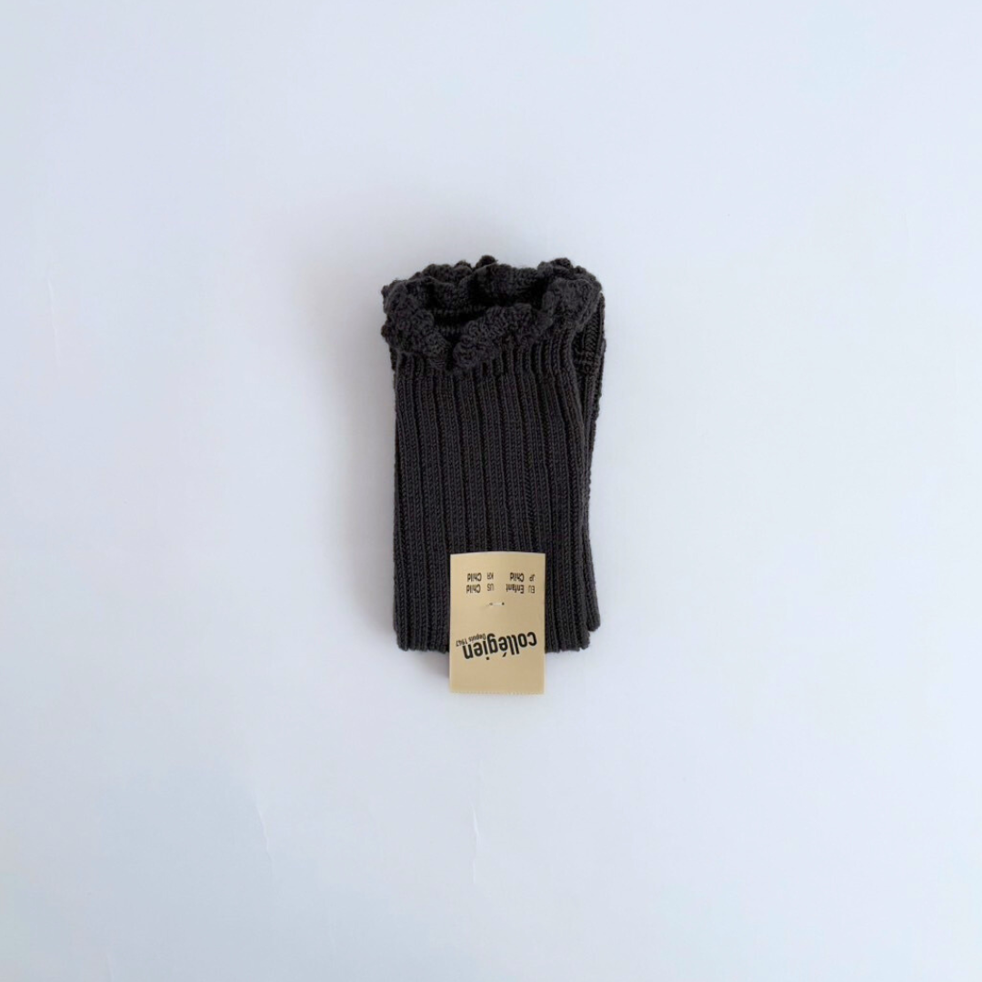 collegien - Léna - Ribbed Merino Wool Legwarmers with Lace Frill<783 Pierre de Volvic>