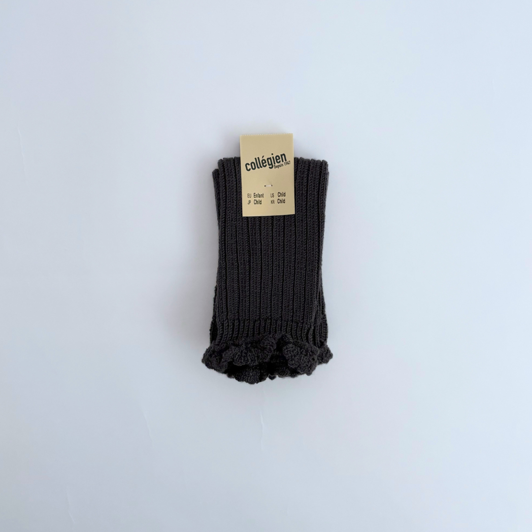 collegien - Léna - Ribbed Merino Wool Legwarmers with Lace Frill<783 Pierre de Volvic>