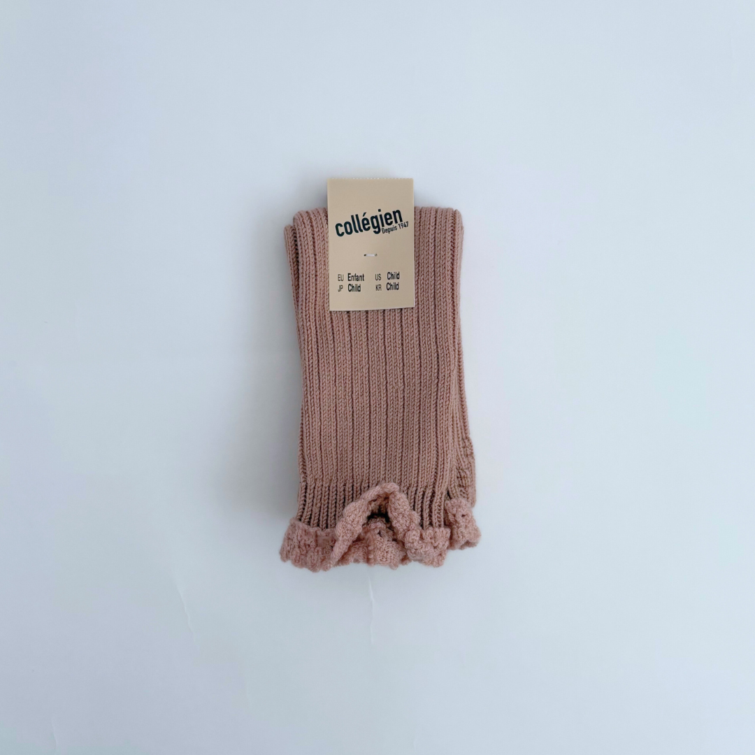 collegien - Léna - Ribbed Merino Wool Legwarmers with Lace Frill<331 Vieux Rose>