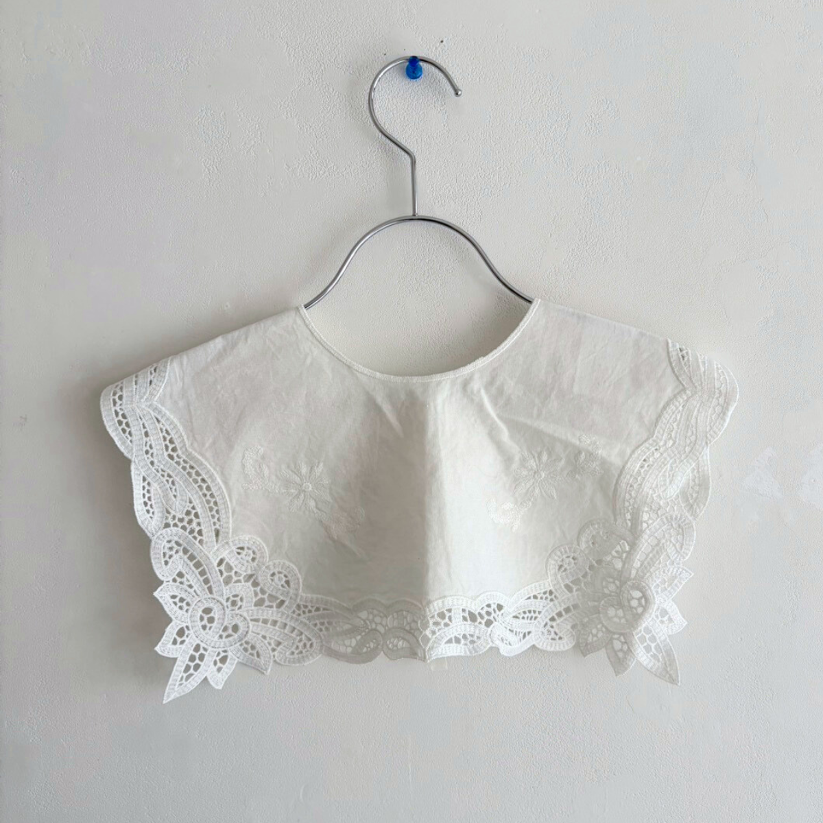 süß - Antique Lace Bib Salor