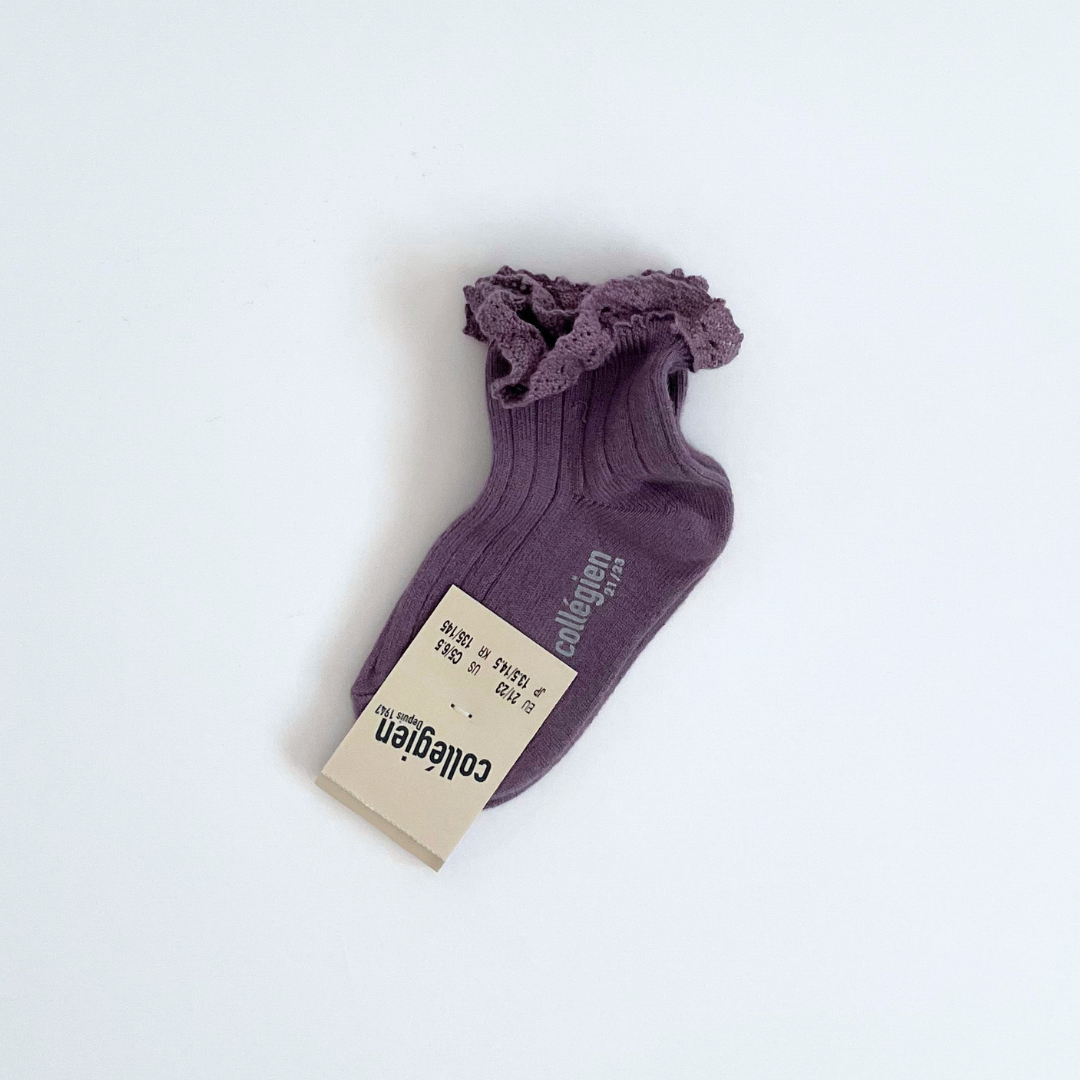 collegien - Lili - Lace Trim Ribbed Ankle Socks<406 Glycine du Japon>