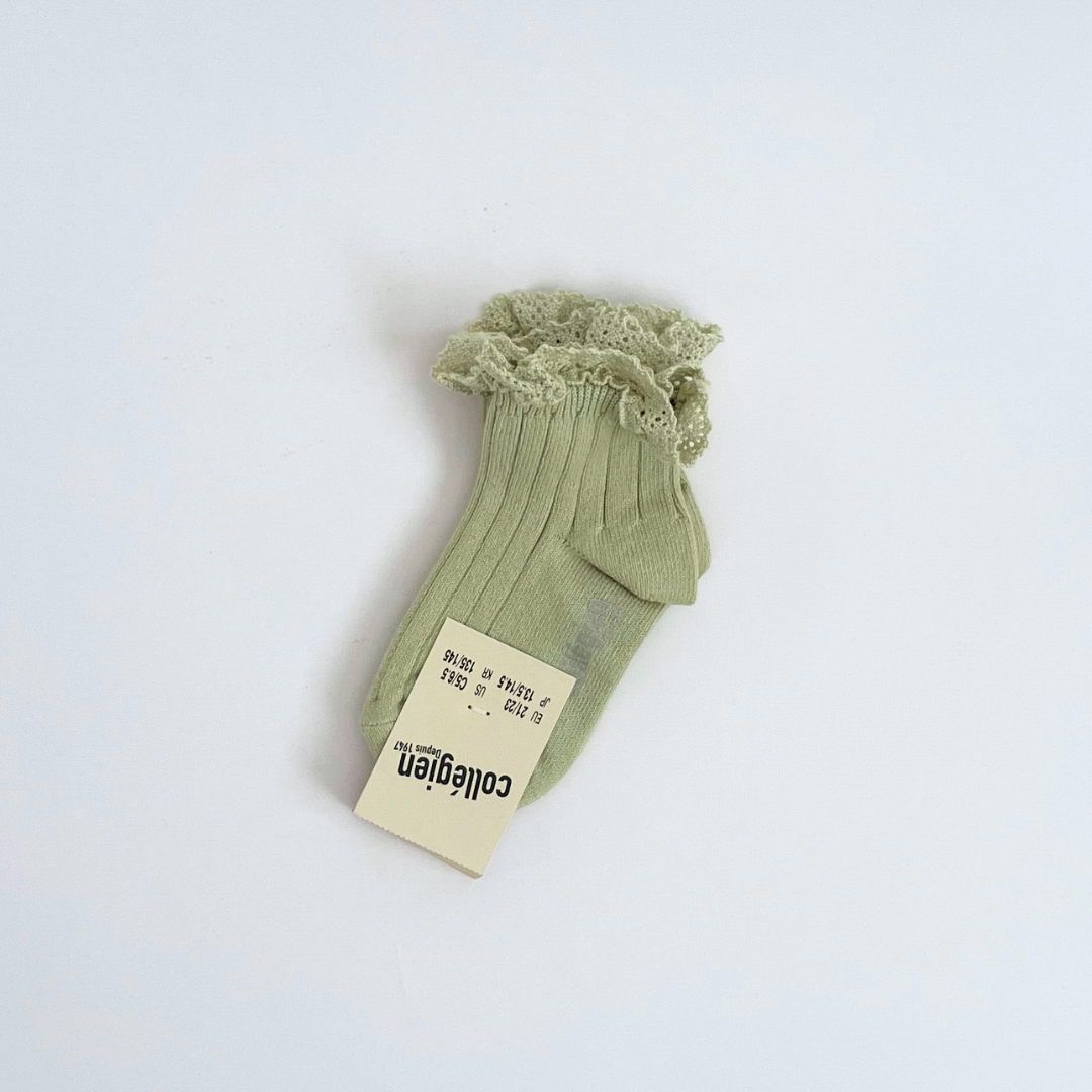 collegien - Lili - Lace Trim Ribbed Ankle Socks<251 Verveine>