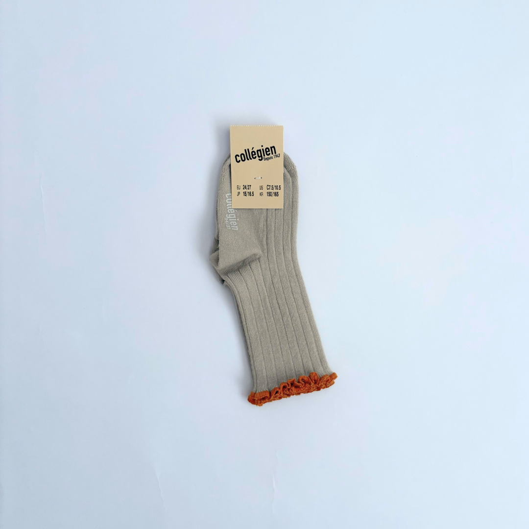 collegien - Delphine - Lettuce Trim Ribbed Socks＜105 Gris Perle＞