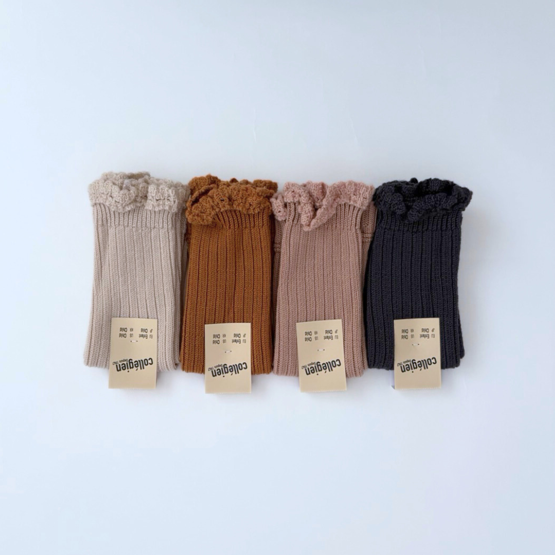 collegien - Léna - Ribbed Merino Wool Legwarmers with Lace Frill＜779 Caramel au Beurre Salé＞