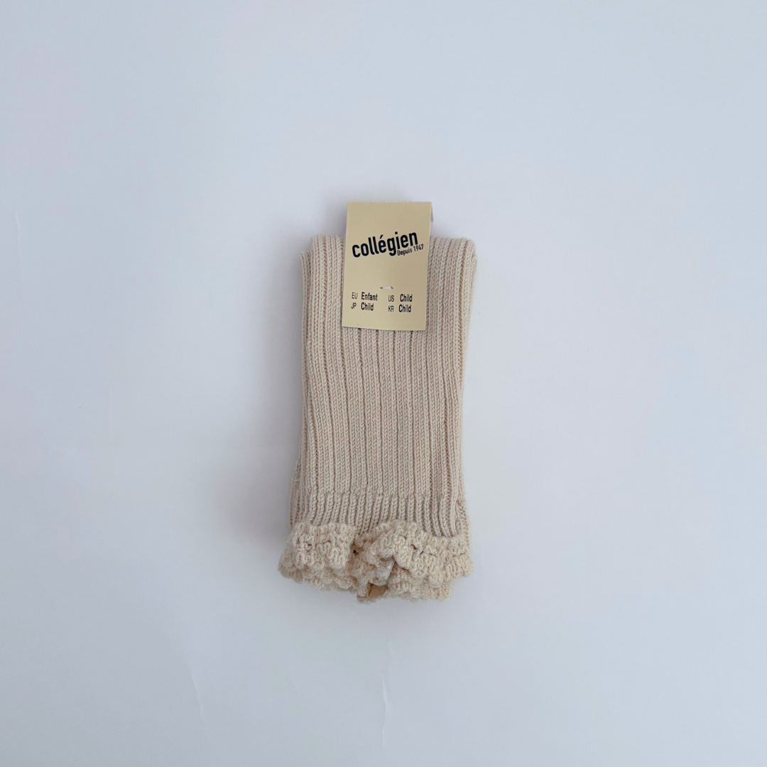 collegien - Léna - Ribbed Merino Wool Legwarmers with Lace Frill＜037 Doux Agneaux＞