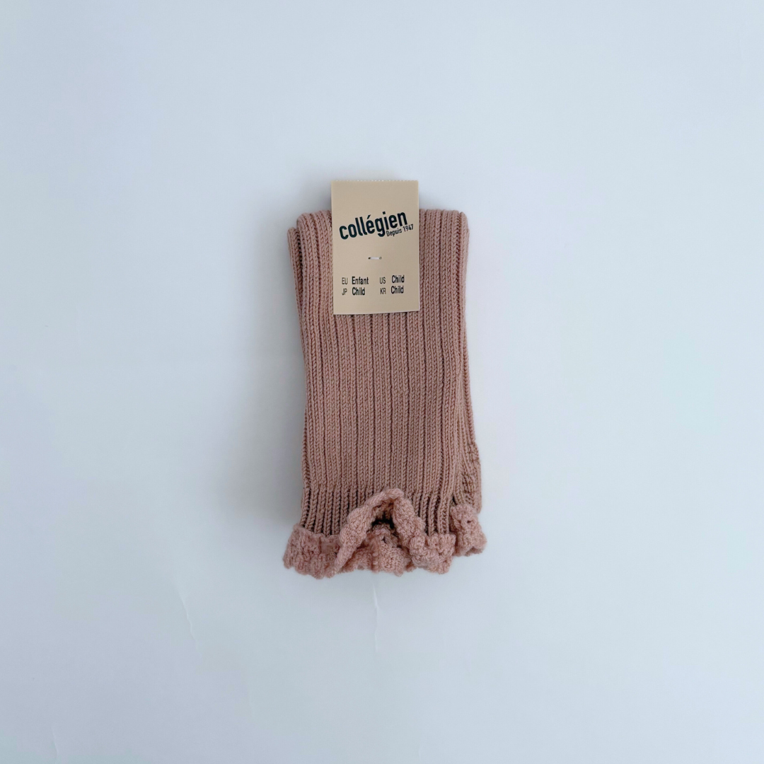 collegien - Léna - Ribbed Merino Wool Legwarmers with Lace Frill＜331 Vieux Rose＞